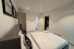 1-Bedroom Apartment