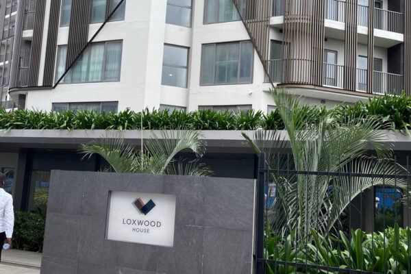 the locxwood house building entrance, luxury apartments found in Ghana, located in East-legon, enjoy luxury in the heart of Accra